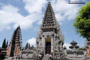 Pura Tirta Empul